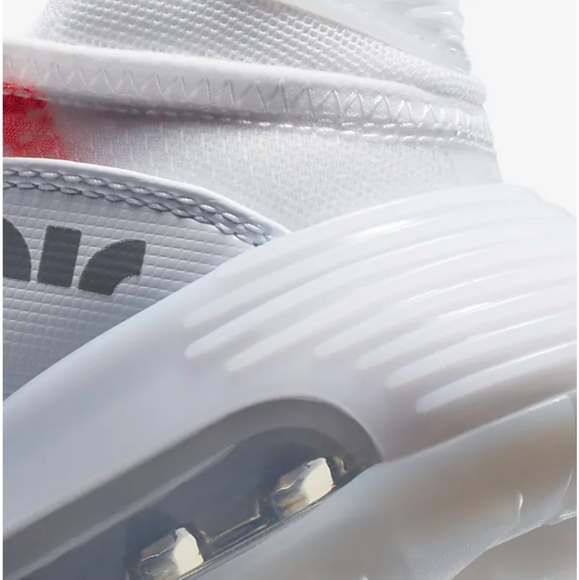 Nike Sneakers - Picture 4 of 16